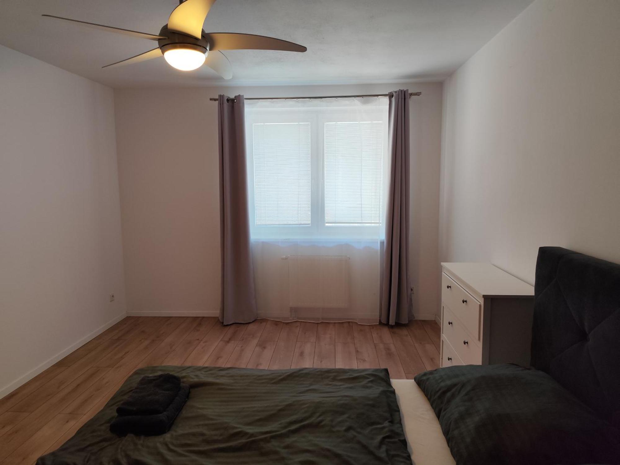2 Room Apartment, Near Oc Galeria, Petrzalka Bratislava Exterior photo