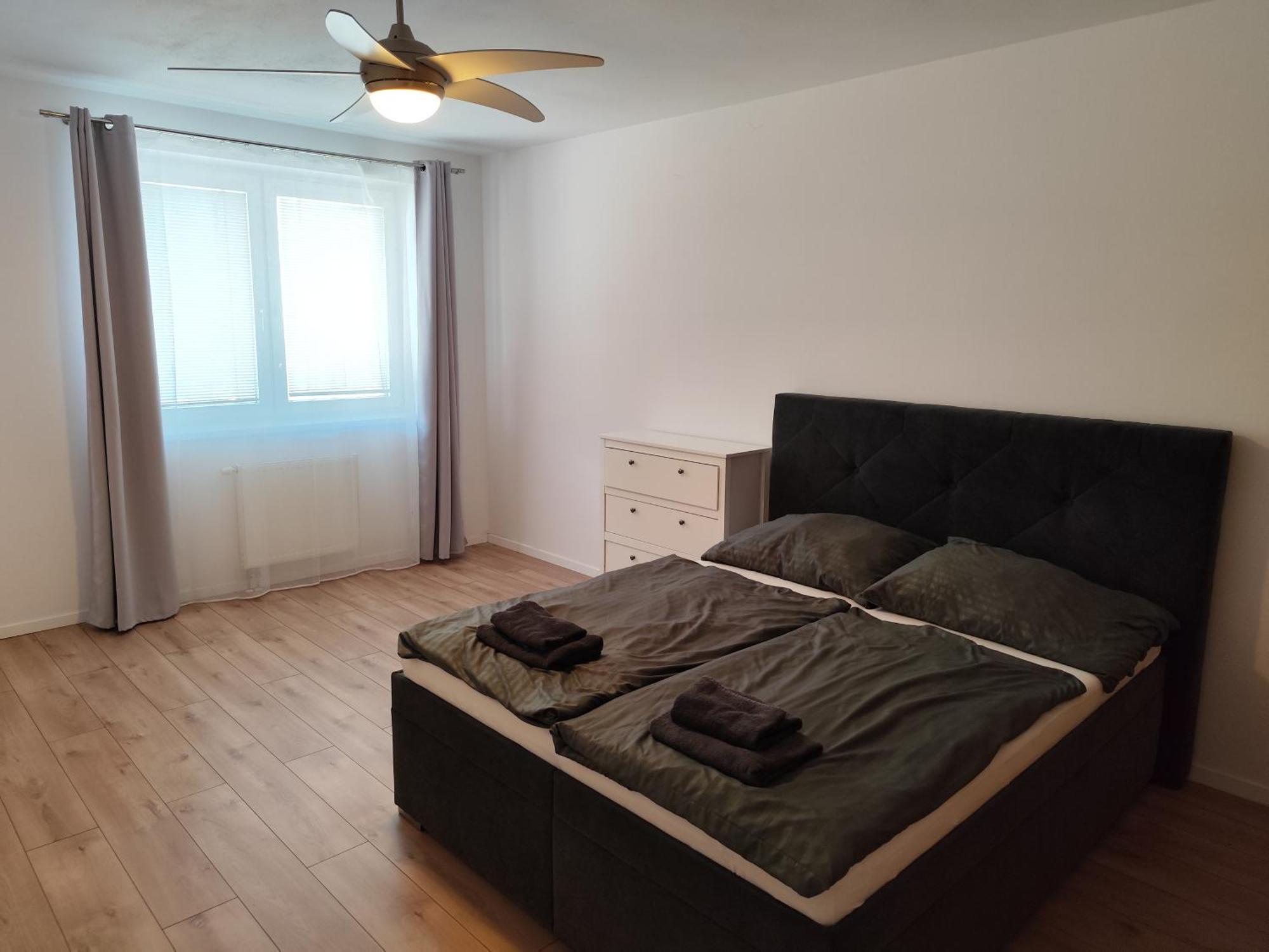 2 Room Apartment, Near Oc Galeria, Petrzalka Bratislava Exterior photo